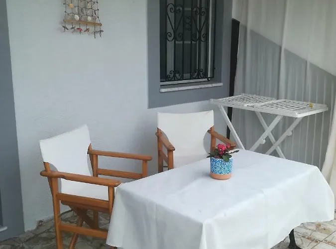 Sylvia's * Skaliá