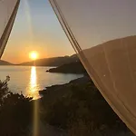 Sylvia's شقة Skaliá