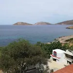 Sylvia's * Skaliá