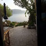 Sylvia's * Skaliá