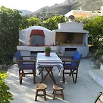 Sylvia's Skaliá