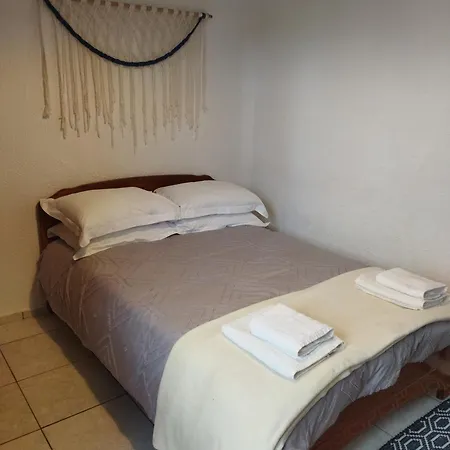 Sylvia's Διαμέρισμα Σκαλιά