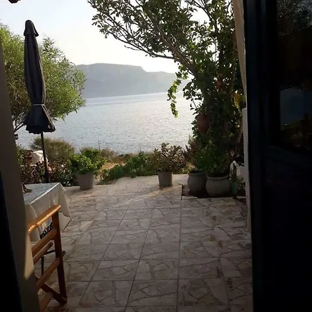Sylvia's * Skaliá