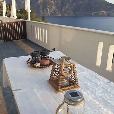 Sylvia's Διαμέρισμα Σκαλιά