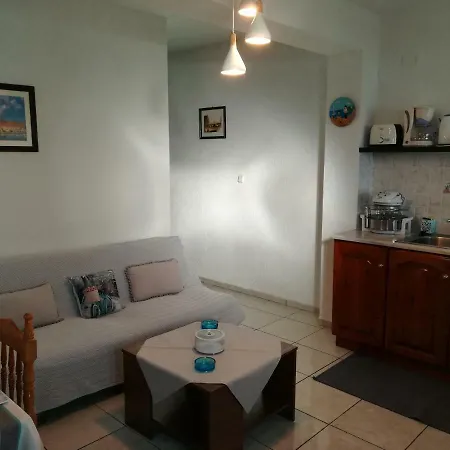 Sylvia's דירה Skaliá