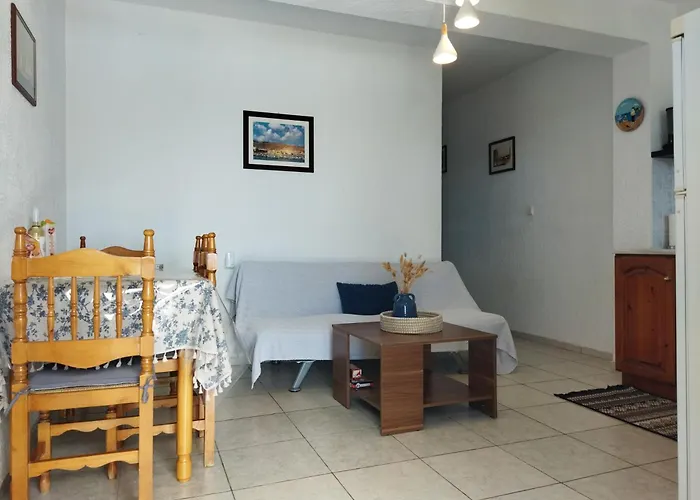 Apartamento Sylvia's Skaliá