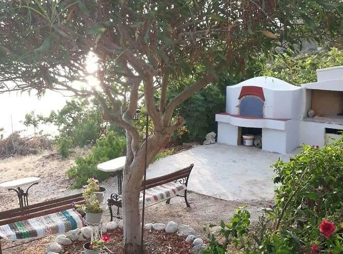 Apartamento Sylvia's Skaliá