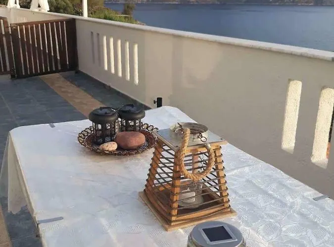 Sylvia's Apartamento Skaliá