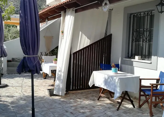 Sylvia's Apartamento Skaliá